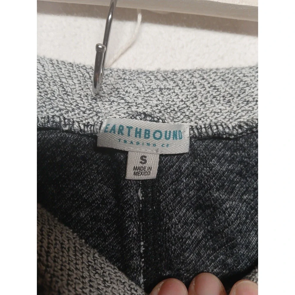 Earthbound Mini Skirt Size Small‎ 100% Cotton
